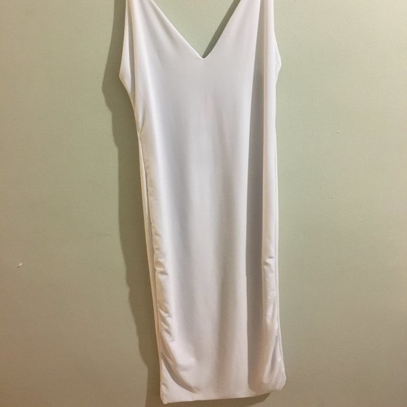 Fashion Nova - White Fitted Pencil Dress - Item#46 - Picture 7 of 7